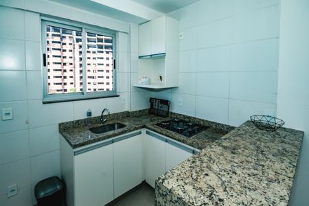 Cozinha de apartamento para alugar com 1 quarto, 40m² em Ouro Preto, Belo Horizonte