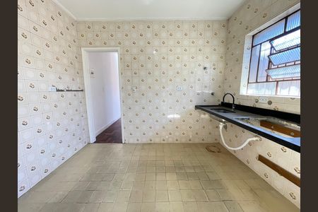 Cozinha de casa à venda com 2 quartos, 69m² em Jardim Cláudia, São Paulo