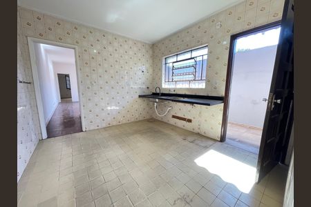 Cozinha de casa à venda com 2 quartos, 69m² em Jardim Cláudia, São Paulo