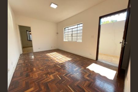 Sala de casa à venda com 2 quartos, 69m² em Jardim Cláudia, São Paulo