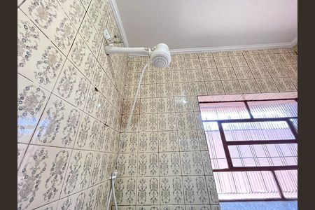 Banheiro de casa à venda com 2 quartos, 69m² em Jardim Cláudia, São Paulo