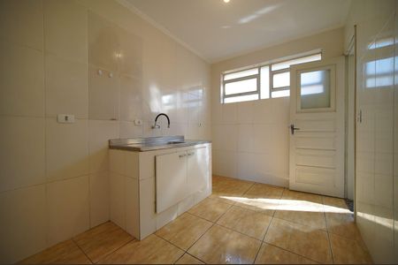 Cozinha  de apartamento para alugar com 1 quarto, 64m² em Passo D’areia, Porto Alegre