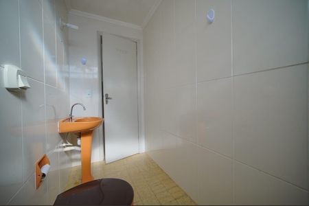 Apartamento à venda com 64m², 2 quartos e 1 vaga Apartamento à venda com 64m², 2 quartos e 1 vagaBanheiro