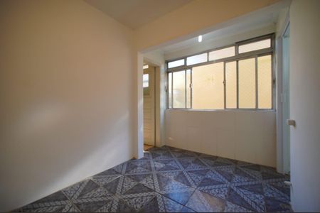 Apartamento à venda com 64m², 2 quartos e 1 vaga Apartamento à venda com 64m², 2 quartos e 1 vagaQuarto de serviço