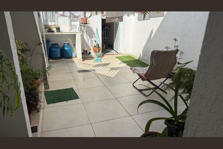 Área externa de casa à venda com 2 quartos, 106m² em Mirandópolis, São Paulo