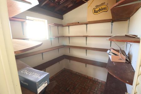 Casa para alugar com 180m², 3 quartos e 3 vagasDepósito