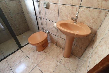 Casa para alugar com 180m², 3 quartos e 3 vagasBanheiro Social