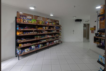 mercadinho_3 de apartamento para alugar com 2 quartos, 50m² em São João Climaco, São Paulo