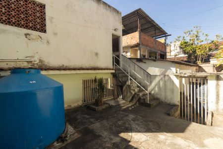 Quintal de casa para alugar com 2 quartos, 70m² em Covanca, São Gonçalo