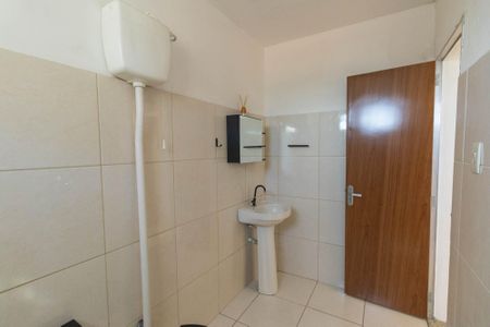 Banheiro de casa para alugar com 2 quartos, 70m² em Covanca, São Gonçalo