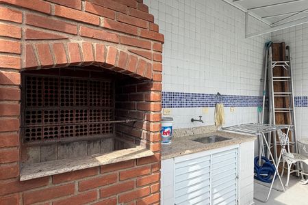Quintal de casa para alugar com 3 quartos, 300m² em Embaré, Santos