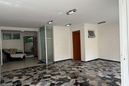 Garagem de casa para alugar com 3 quartos, 300m² em Embaré, Santos
