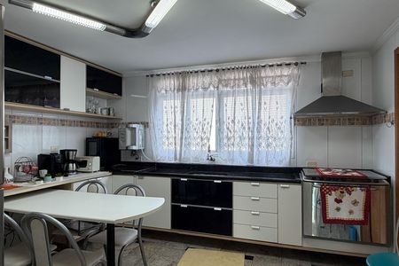 Cozinha de casa para alugar com 3 quartos, 300m² em Embaré, Santos