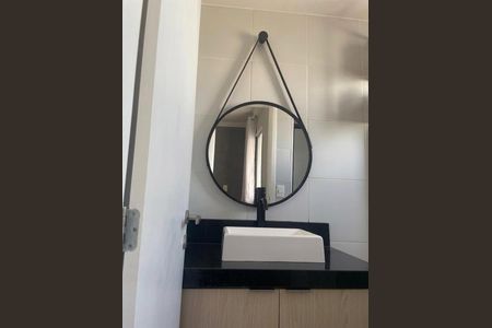 Banheiro de apartamento à venda com 2 quartos, 57m² em Brasilândia, São Paulo