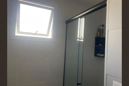 Banheiro de apartamento à venda com 2 quartos, 57m² em Brasilândia, São Paulo