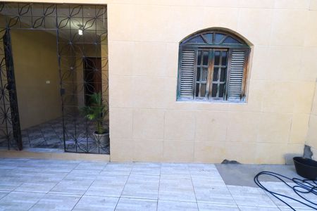 Garagem de casa para alugar com 3 quartos, 90m² em Nova Brasília, Salvador