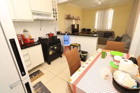 Cozinha de casa para alugar com 2 quartos, 90m² em Nova Brasília, Salvador