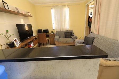 Sala de casa para alugar com 2 quartos, 90m² em Nova Brasília, Salvador