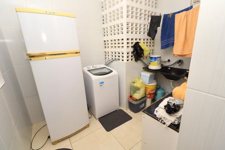 Área de serviço de casa para alugar com 2 quartos, 90m² em Nova Brasília, Salvador
