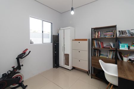 Quarto 2 de casa à venda com 2 quartos, 65m² em Glória, Porto Alegre