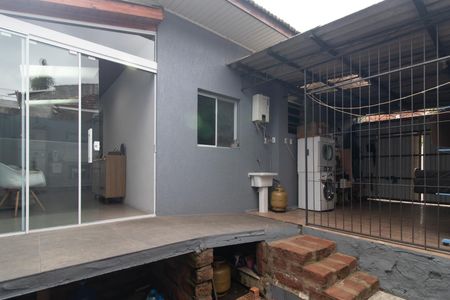 Quintal de casa à venda com 2 quartos, 65m² em Glória, Porto Alegre