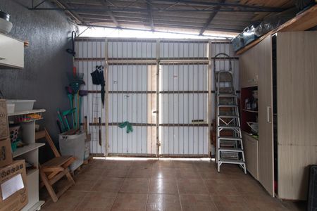 Quintal de casa à venda com 2 quartos, 65m² em Glória, Porto Alegre