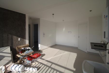 Apartamento para alugar com 43m², 2 quartos e 1 vaga Apartamento para alugar com 43m², 2 quartos e 1 vagaSala / Cozinha / Área de Serviço / Varanda