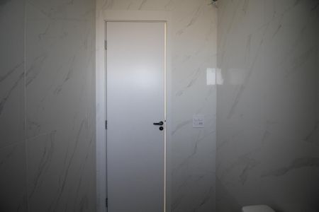 Apartamento para alugar com 43m², 2 quartos e 1 vaga Apartamento para alugar com 43m², 2 quartos e 1 vagaBanheiro