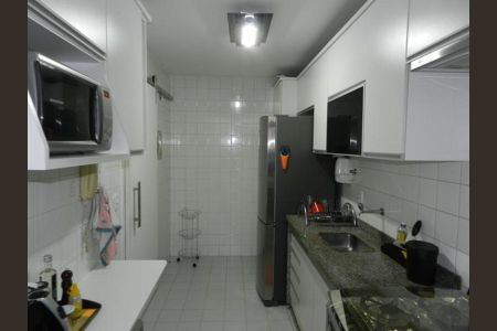 Cozinha de apartamento à venda com 2 quartos, 65m² em Barreto, Niterói
