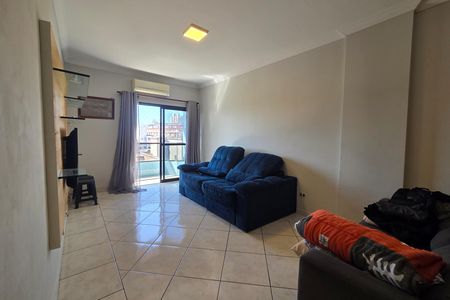 Sala de apartamento para alugar com 2 quartos, 74m² em Guilhermina, Praia Grande