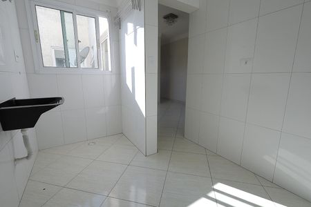 Cozinha e Área de Serviço de apartamento para alugar com 2 quartos, 54m² em Parque Novo Oratório, Santo André