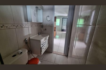 Banheiro de casa à venda com 5 quartos, 200m² em Campo Grande, Rio de Janeiro