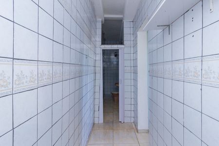 Corredor de casa para alugar com 1 quarto, 43m² em Vila Picinin, São Paulo