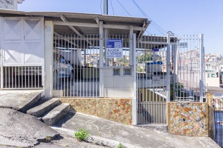 Fachada de casa para alugar com 1 quarto, 43m² em Vila Picinin, São Paulo