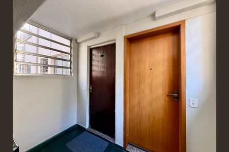 Hall Apartamento de apartamento à venda com 2 quartos, 50m² em Jardim Novo Santo Amaro, São Paulo