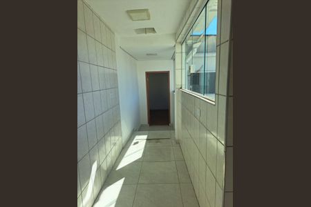 Área externa de casa para alugar com 3 quartos, 100m² em Vila Taquari, São Paulo