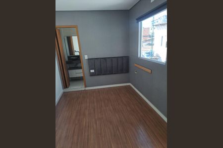 Quarto de casa para alugar com 3 quartos, 100m² em Vila Taquari, São Paulo