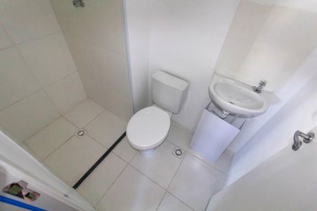 Banheiro de apartamento para alugar com 2 quartos, 36m² em Jardim Danfer, São Paulo