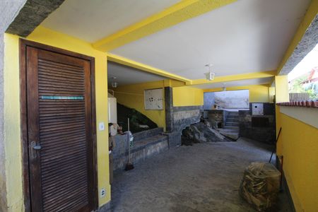 Casa de condomínio para alugar com 225m², 2 quartos e 1 vagaGaragem
