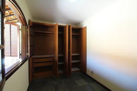 Casa de condomínio para alugar com 225m², 2 quartos e 1 vagaQuarto 1