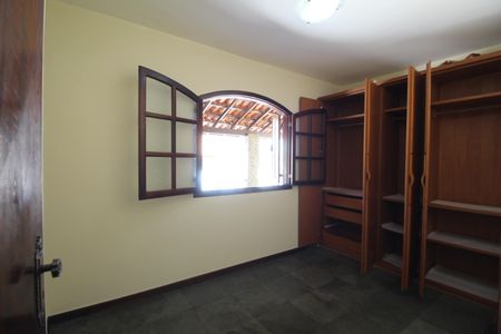Casa de condomínio para alugar com 225m², 2 quartos e 1 vagaQuarto 1
