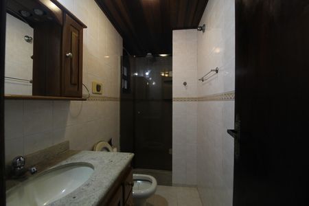 Casa de condomínio para alugar com 225m², 2 quartos e 1 vagaBanheiro