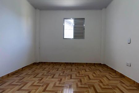 Quarto 1 de casa para alugar com 2 quartos, 120m² em Vila Esperança, São Paulo