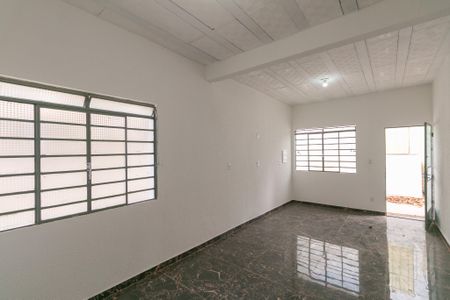 Casa para alugar com 3 quartos, 150m² em Glória, Belo Horizonte