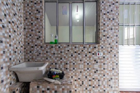 Área de Serviço de casa para alugar com 1 quarto, 120m² em Vila Esperança, São Paulo