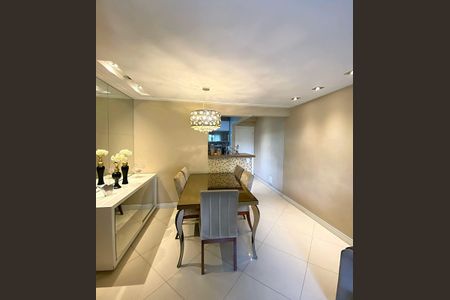 Sala de apartamento à venda com 3 quartos, 81m² em Vila Cruz das Almas, São Paulo