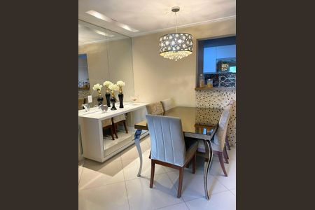 Sala de apartamento à venda com 3 quartos, 81m² em Vila Cruz das Almas, São Paulo
