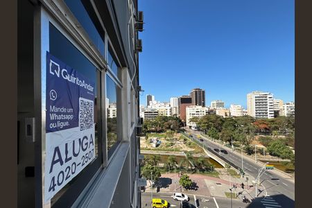Apartamento para alugar com 80m², 2 quartos e sem vaga