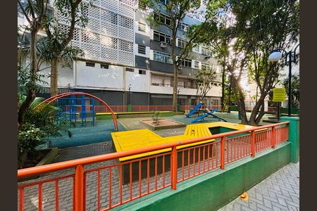 Apartamento para alugar com 80m², 2 quartos e sem vaga
