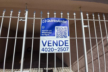 Fachada de casa à venda com 4 quartos, 130m² em Vila Alpina, São Paulo